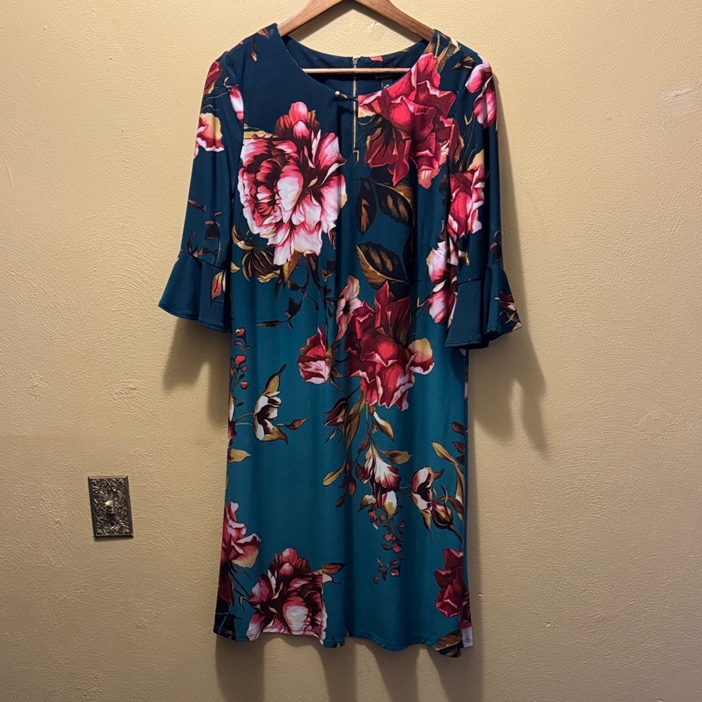 Roz & Ali Floral Stretch Dress